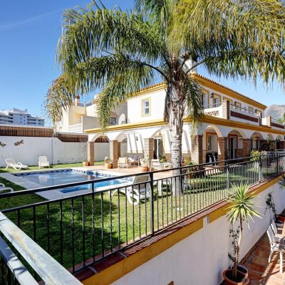 088 Bright and Spacious Andalusian Style Villa With Private Pool, Heated for extra fee