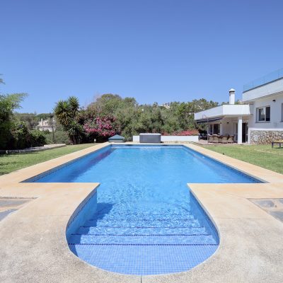 Villa Italia – Relaxing 5 Bed Villa with Private Pool and Hot Tub – 076